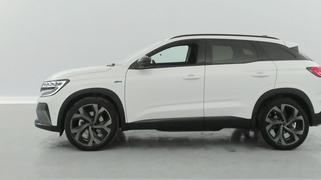 RENAULT Austral Iconic esprit Alpine E-Tech hybrid 200 - ref: 6-2971x215706 - Photo 2