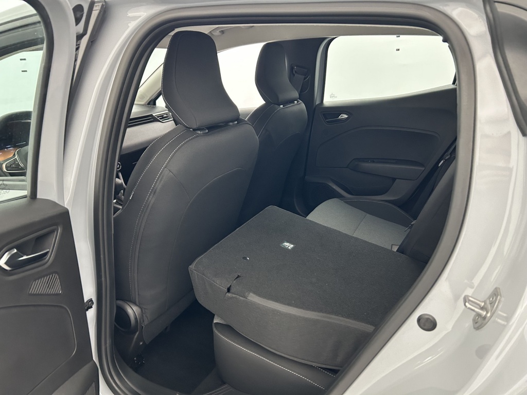 RENAULT Clio Evolution E-Tech full hybrid 145 ch GSR2 - ref: 6-2971x252702 - Photo 11