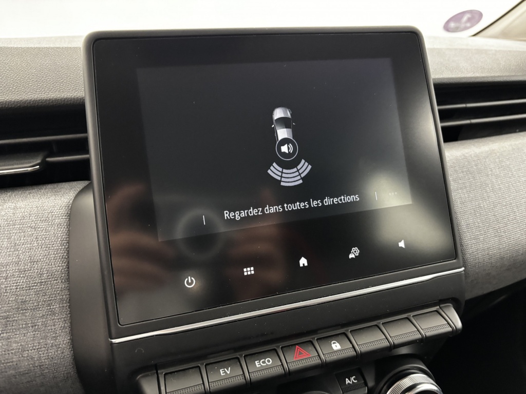 RENAULT Clio Evolution E-Tech full hybrid 145 ch GSR2 - ref: 6-2971x253215 - Photo 19