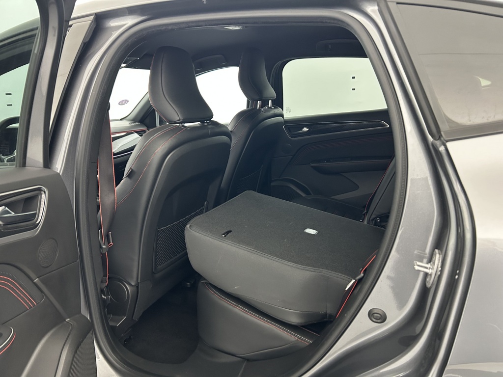 RENAULT Arkana R.S. Line mild hybrid 160 EDC FAP 22 - ref: 6-2971x253288 - Photo 11
