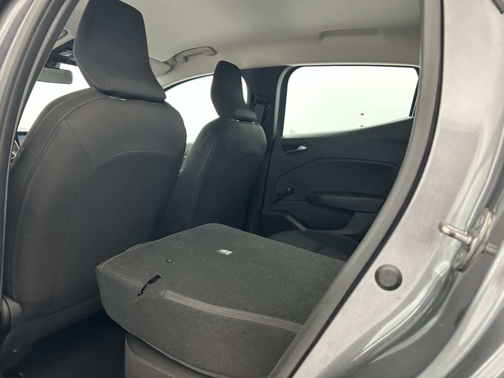 RENAULT Clio Equilibre TCe 90 - ref: 6-2971x253440 - Photo 11