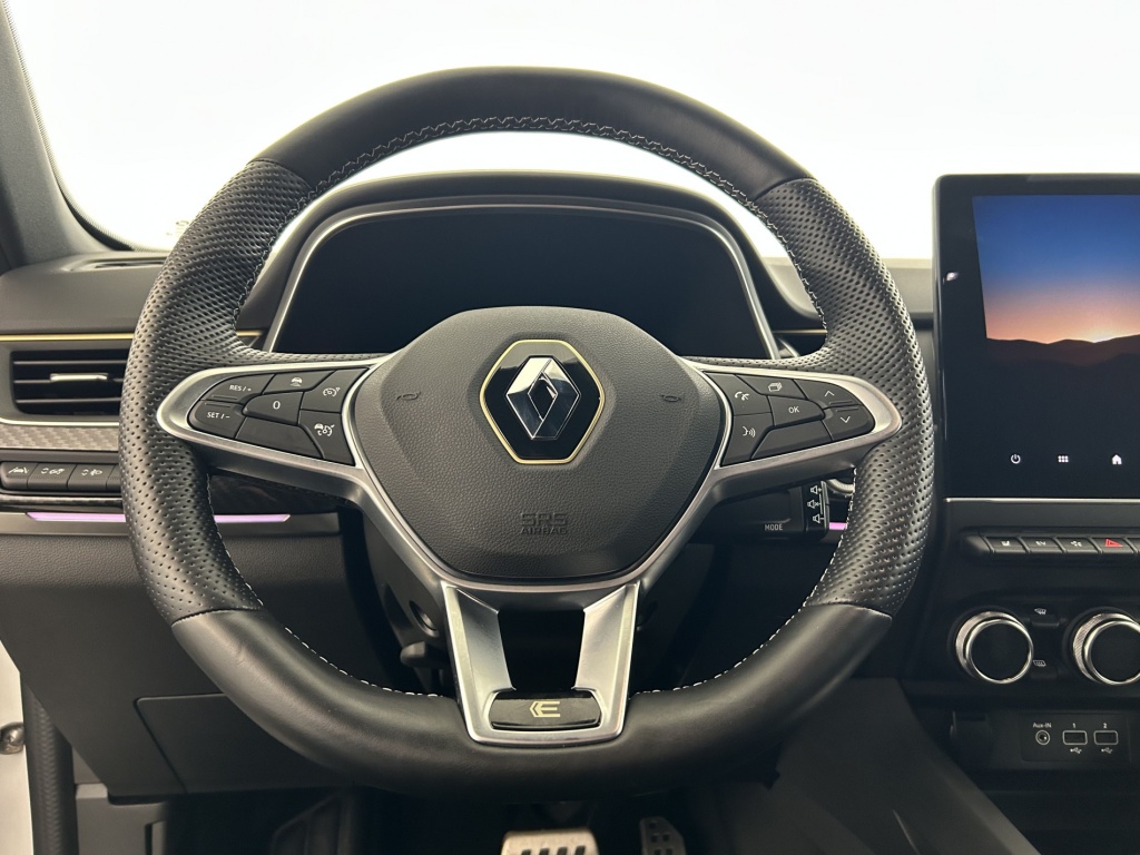 RENAULT Arkana Engineered E-Tech hybride 145 22 - ref: 6-2971x253571 - Photo 14