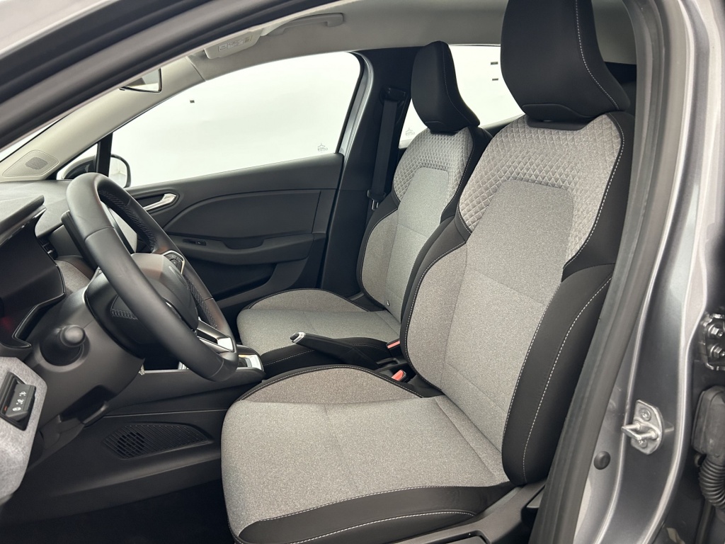 RENAULT Clio Evolution E-Tech full hybrid 145 ch GSR2 - ref: 6-2971x254314 - Photo 13