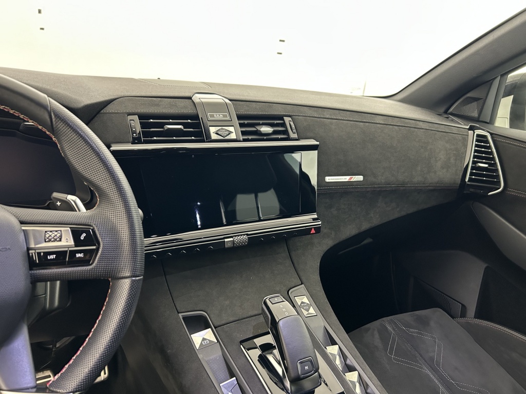 DS DS7 Crossback Performance Line BlueHDi 130 EAT8 - ref: 6-2971x254476 - Photo 12