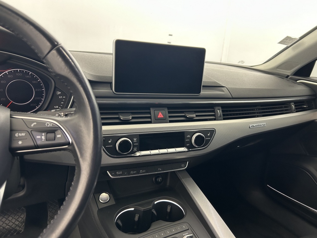 AUDI A4 Design Luxe 2.0 TFSI 252 S tronic 7 Quattro - ref: 6-2971x255098 - Photo 12