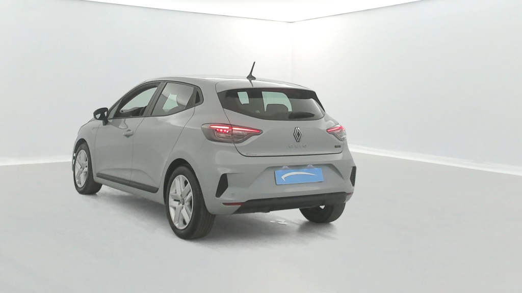 RENAULT Clio Evolution E-Tech full hybrid 145 - ref: 6-2971x255247 - Photo 3
