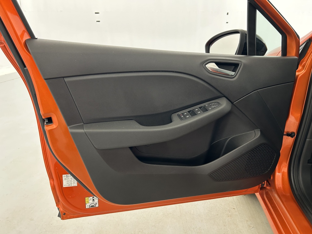 RENAULT Clio Evolution E-Tech full hybrid 145 ch GSR2 - ref: 6-2971x255989 - Photo 11