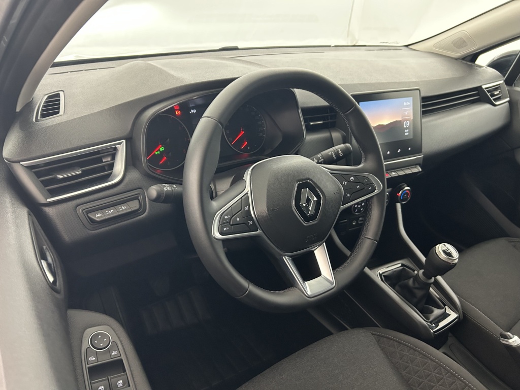 RENAULT Clio Equilibre TCe 90 - ref: 6-2971x258512 - Photo 10