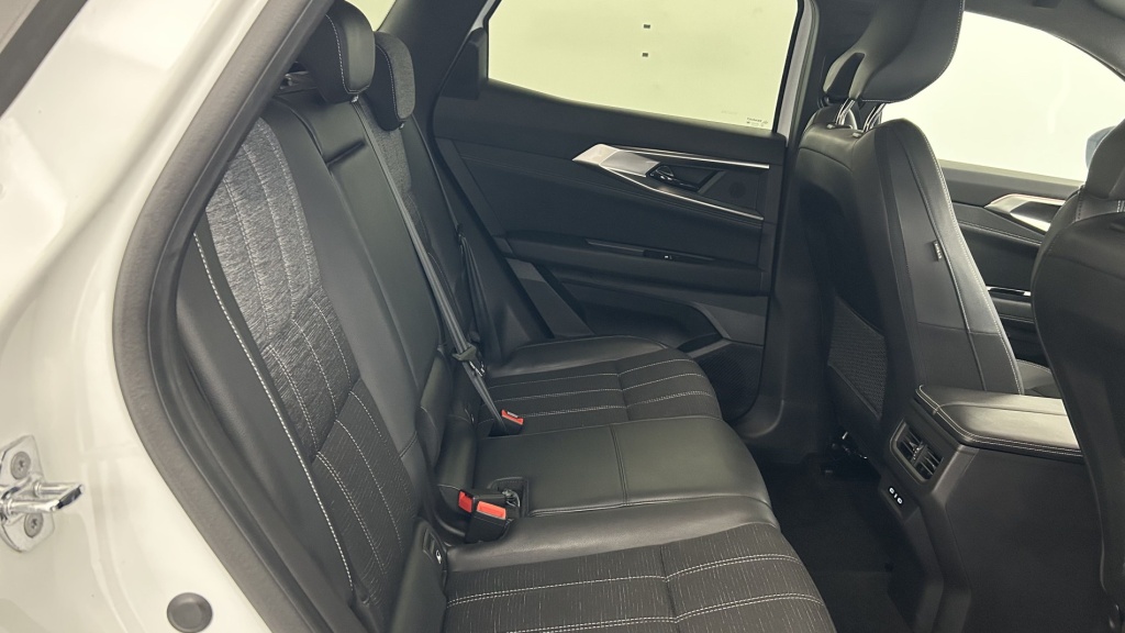 RENAULT Austral Techno E-Tech hybrid 200 - ref: 6-2971x259482 - Photo 16