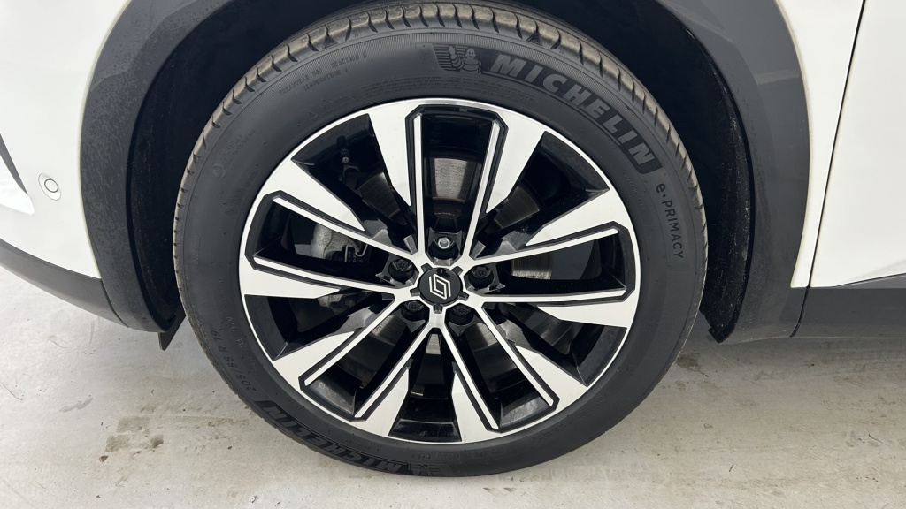 RENAULT Austral Techno E-Tech hybrid 200 - ref: 6-2971x259482 - Photo 19