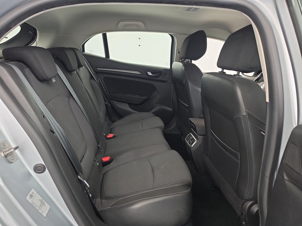 RENAULT Megane Evolution Blue dCi 115 EDC - ref: 6-2971x260170 - Photo 16