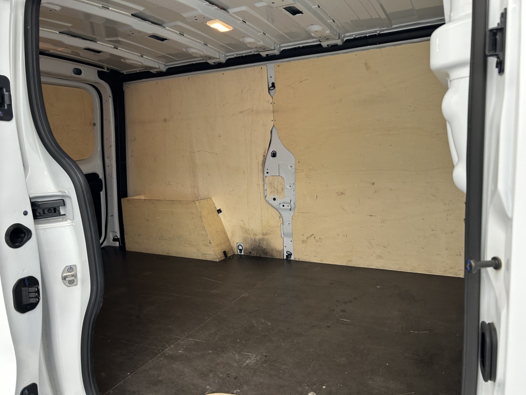 RENAULT Trafic CONFORT FGN L2H1 3000 KG BLUE DCI 130 - ref: 6-2971x261384 - Photo 16