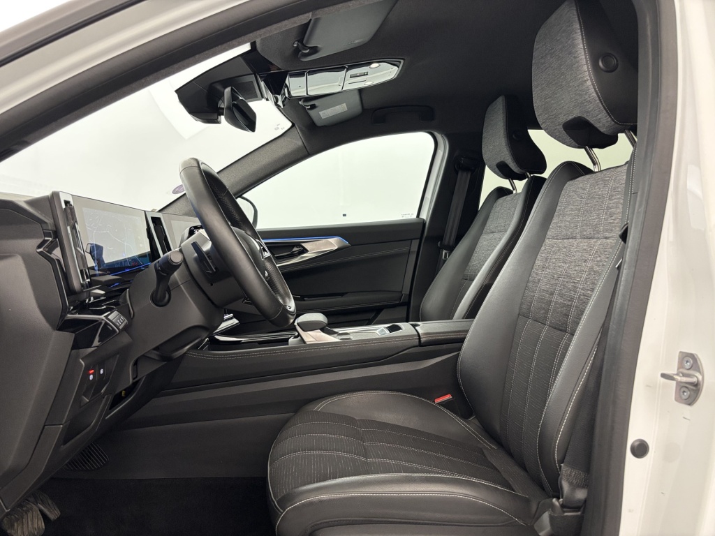 RENAULT Austral Techno E-Tech hybrid 200 - ref: 6-2971x262340 - Photo 9