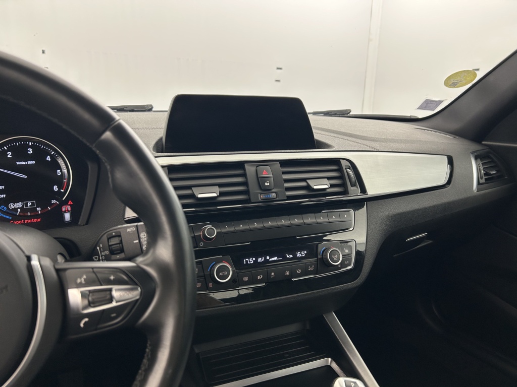 BMW Serie 1 M Sport Ultimate 116d 116 ch BVA8 - ref: 6-2971x262422 - Photo 12