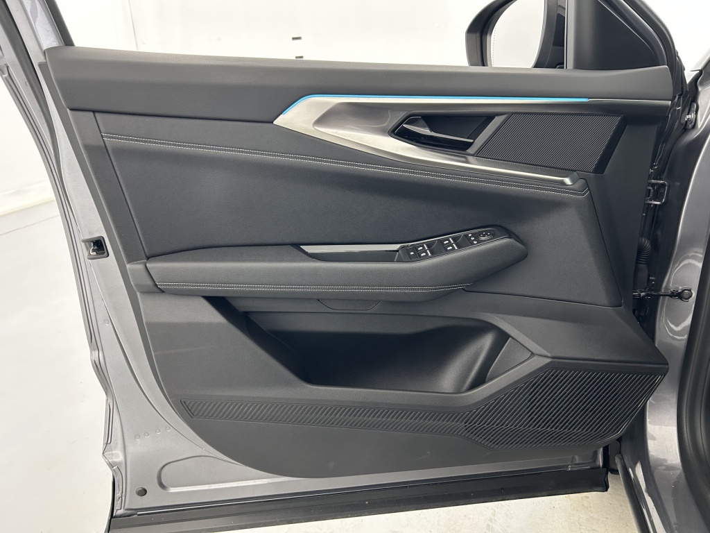 RENAULT Austral Techno E-Tech hybrid 200 - ref: 6-2971x262704 - Photo 11