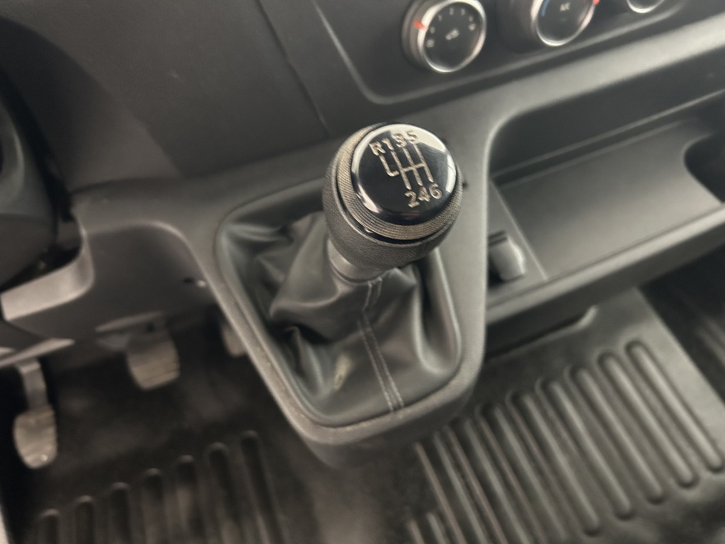 RENAULT Master GRAND CONFORT MASTER FGN TRAC F3300 L2H2 BLUE DCI 180 - ref: 6-2971x262847 - Photo 13
