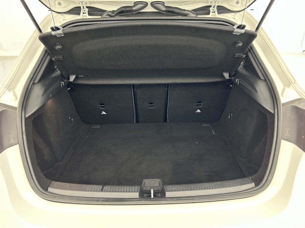 MERCEDES Classe A AMG Line 200 7G-DCT - ref: 6-2971x263447 - Photo 18