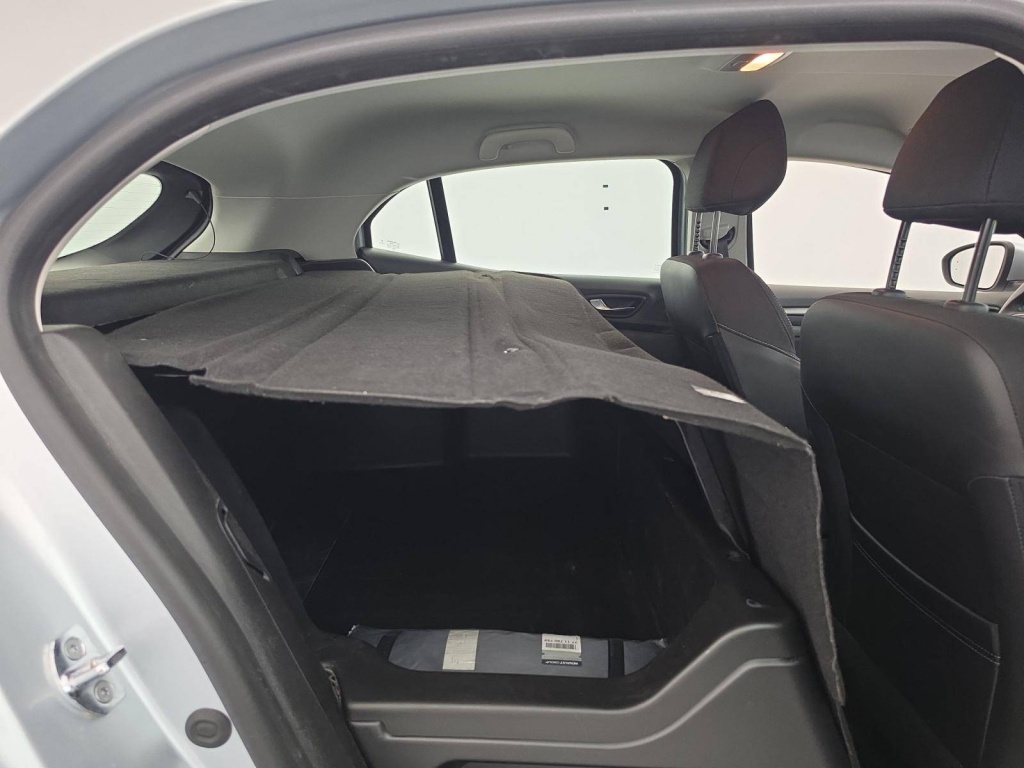 RENAULT Megane Evolution TCe 140 - ref: 6-2971x264839 - Photo 14