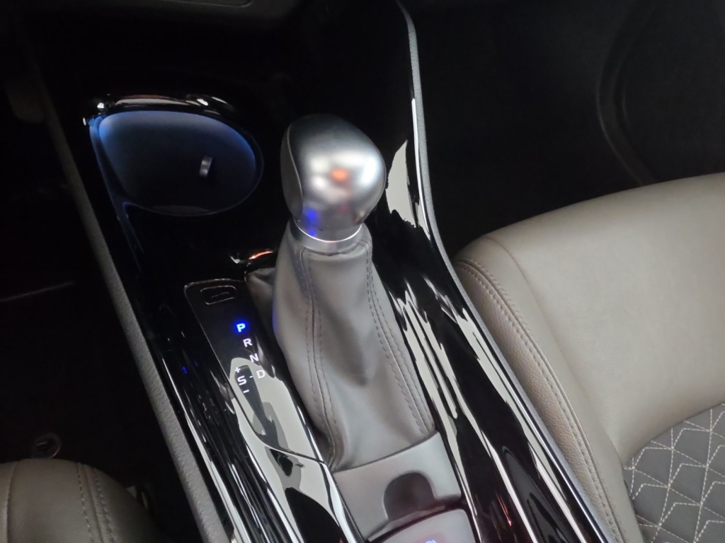 TOYOTA C-HR Dynamic Business+Stage Hybrid Academy Hybride 2.0L - ref: 6-2971x265573 - Photo 12