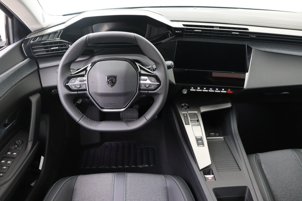 PEUGEOT 408 Allure 58 kWh Electric 214 hp Auto    - ref: 7-45787 - Photo 11