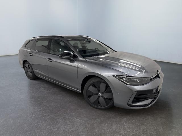 VOLKSWAGEN Passat SW R-Line 2.0 TSI 4Motion 265PS/1... - ref: 7-46977 - Photo 1