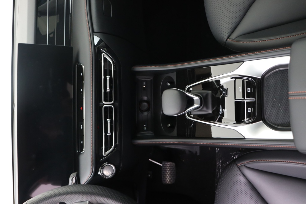 MG EHS Luxury 1.5 PHEV 2WD - ref: 7-48399 - Photo 12
