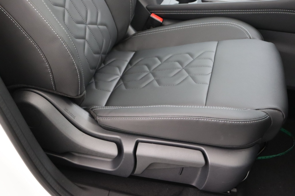 NISSAN Qashqai Tekna 1.3 158 hp CVT 2WD - ref: 7-48704 - Photo 15