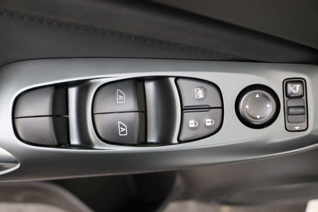 NISSAN Juke N-Connecta + Winter Pack + Navigation 1.0 DIG-T 114 hp 7DCT - ref: 7-50030 - Photo 17