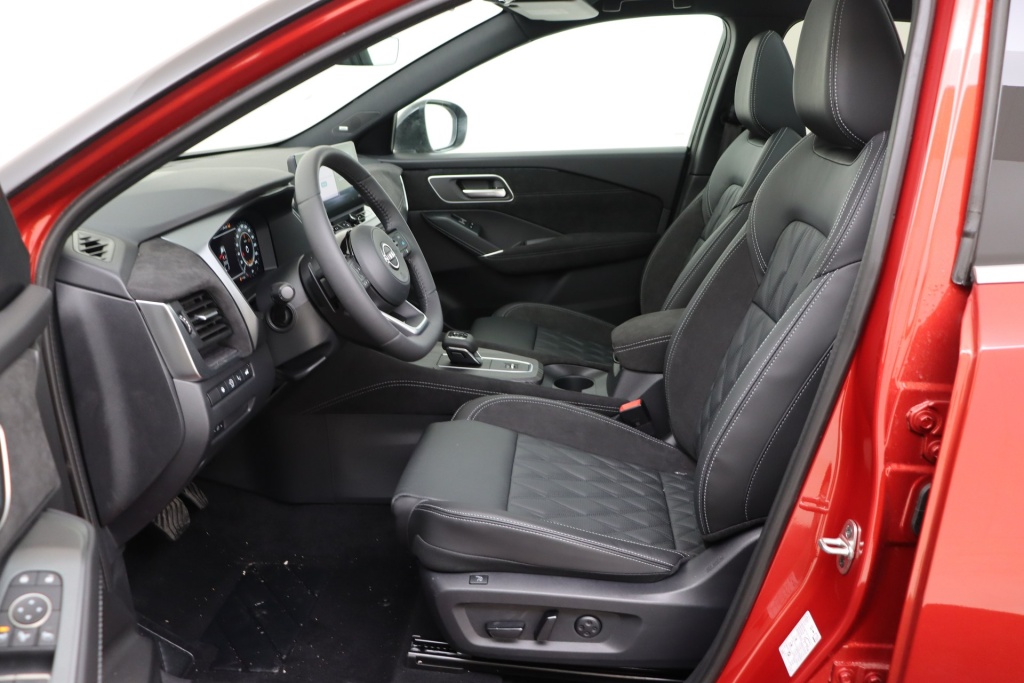 NISSAN Qashqai Tekna Plus + 2 Tone 1.3 DIG-T Mild Hybrid 158 hp X-TRONIC  - ref: 7-50063 - Photo 13