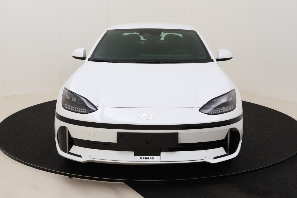 HYUNDAI Ioniq Core 53 kWh 148 - ref: 7-50954 - Photo 2