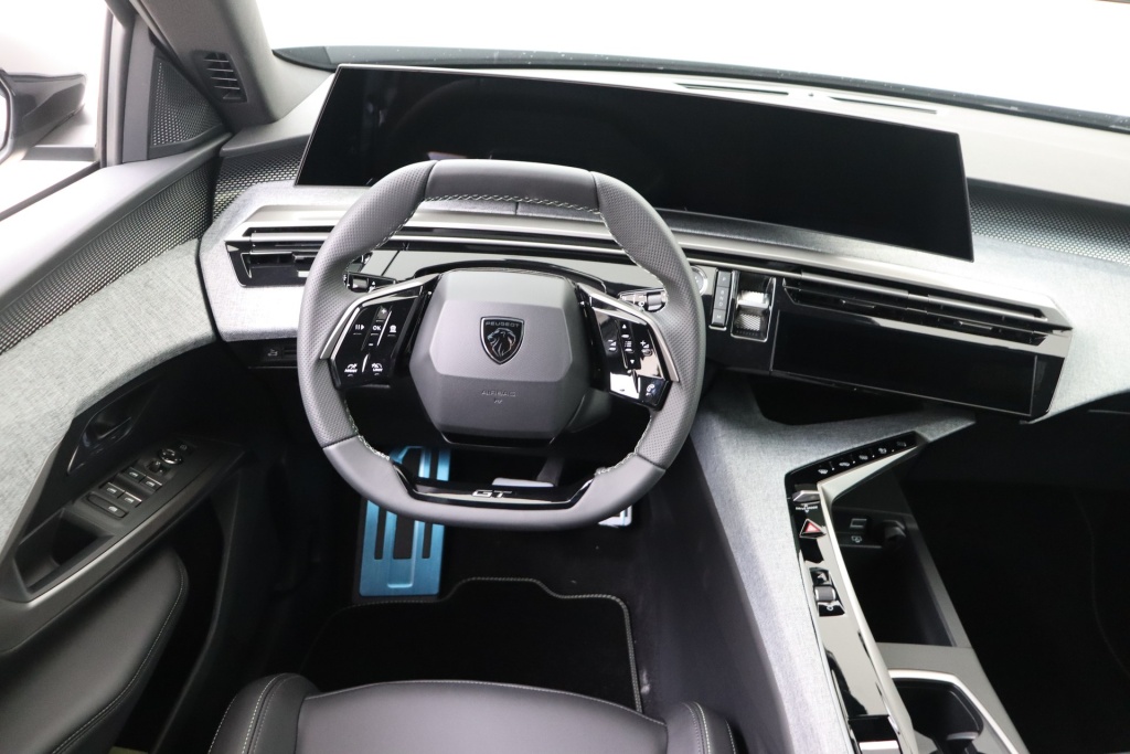 PEUGEOT 5008 GT Hybrid 145 hp e-DSC6 - ref: 7-51247 - Photo 11