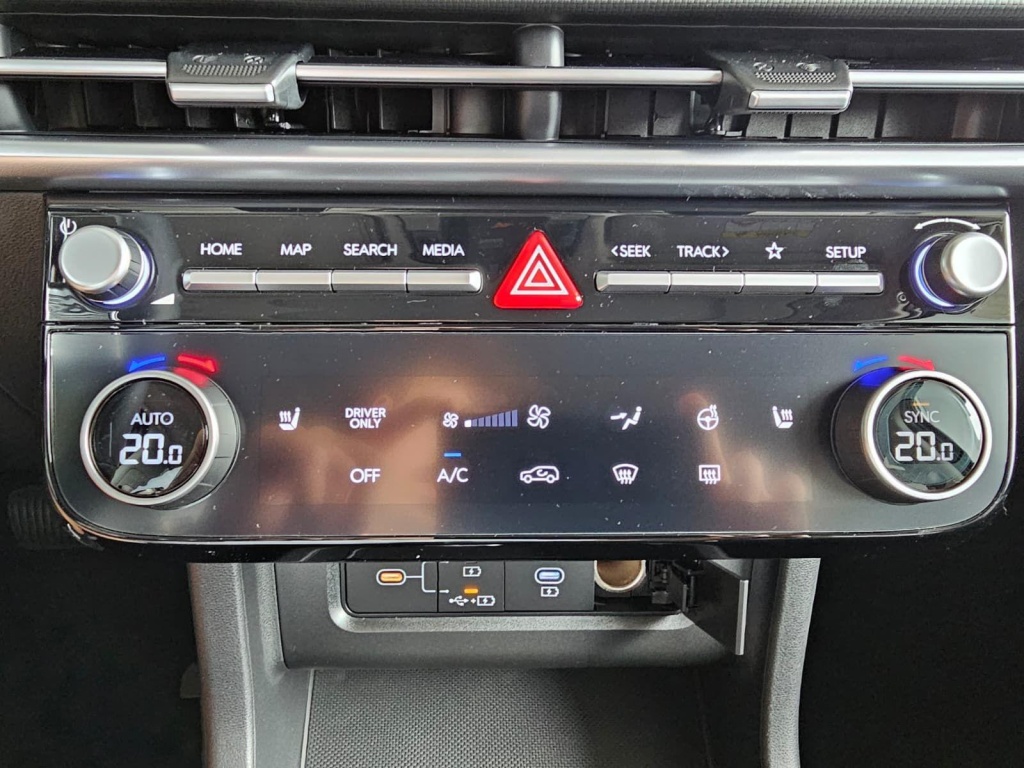 HYUNDAI Tucson E-Motion 1.6 T-GDi HEV 2WD - ref: 7-52649 - Photo 13