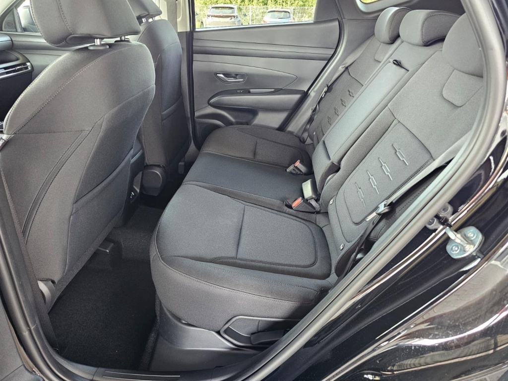 HYUNDAI Tucson E-Motion 1.6 T-GDi HEV 2WD - ref: 7-52659 - Photo 6