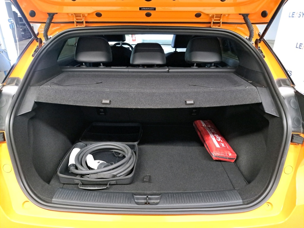 MG MG4 Luxury 64 kWh 204 hp - ref: 7-54542 - Photo 17