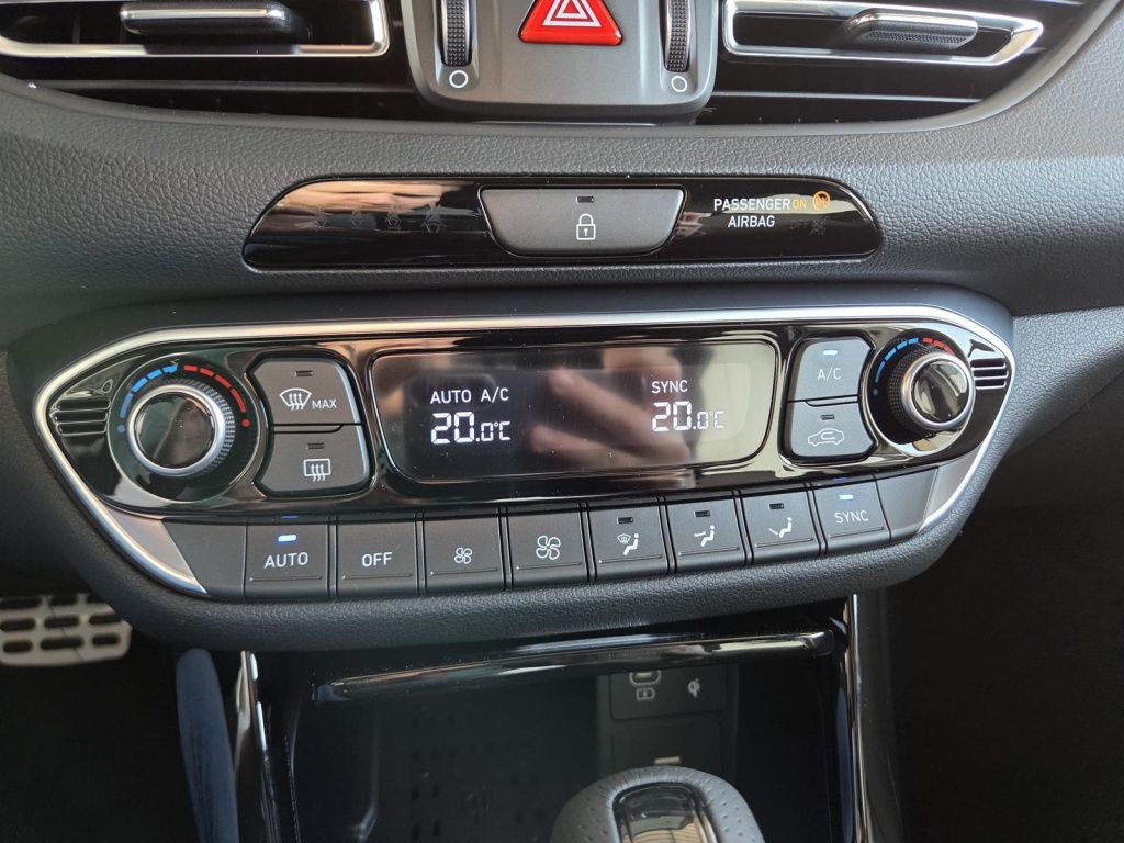 HYUNDAI i30 N-Line 1.5 T-GDI Mild Hybrid (mHEV) DCT - ref: 7-54922 - Photo 14
