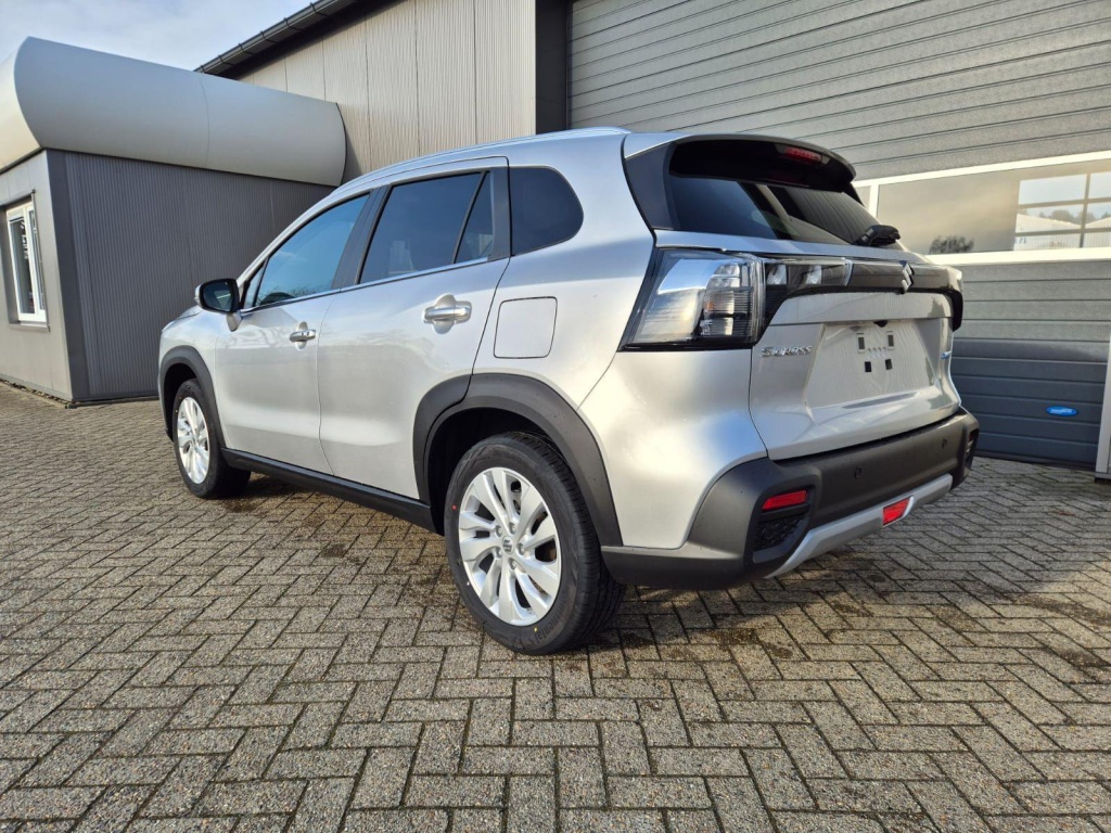 SUZUKI S-Cross Comfort+ 1.4 Gasoline 110hp 4x4 - ref: 7-55177 - Photo 3