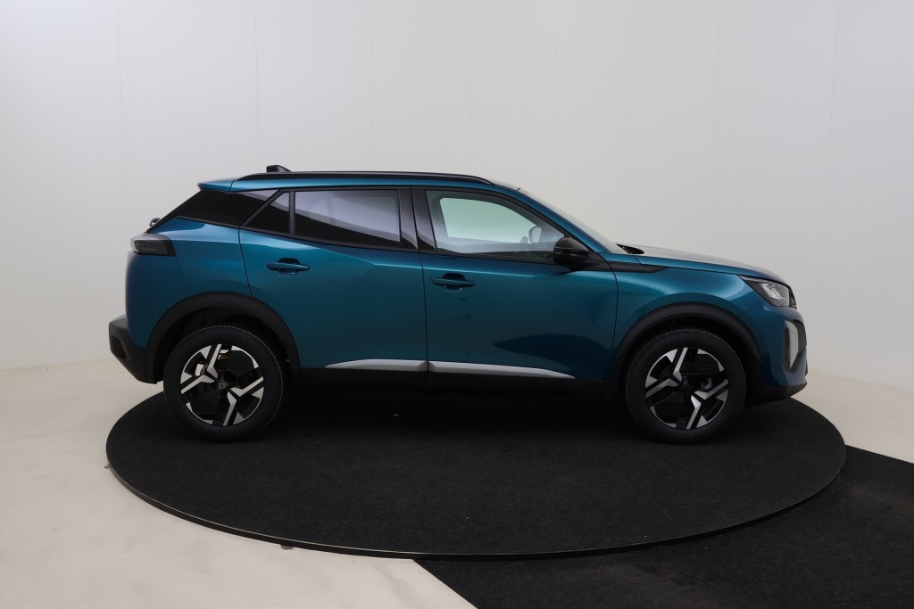 PEUGEOT 2008 Allure  1.2 Turbo 100 hp Man. 6    - ref: 7-56289 - Photo 4