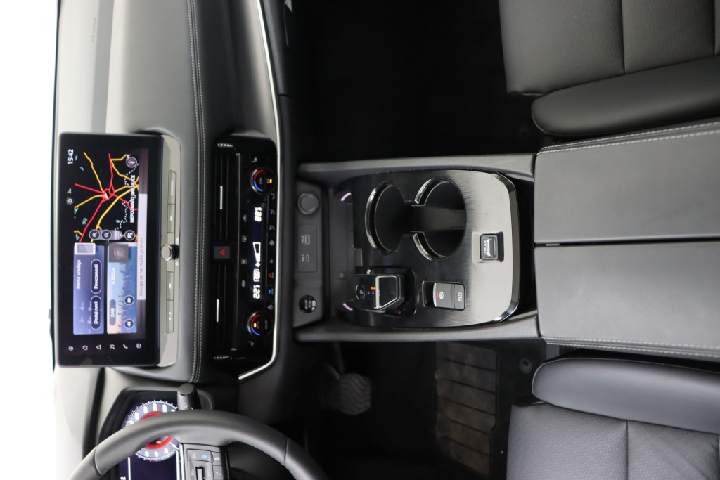 NISSAN X-Trail N-Connecta 5pl Pano HUD AFA 19