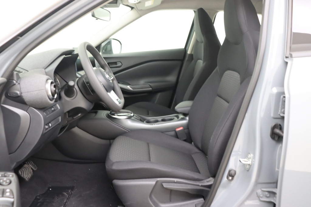 NISSAN Juke Acenta 1.6 Hybrid 143 hp AT 2WD - ref: 7-56953 - Photo 13