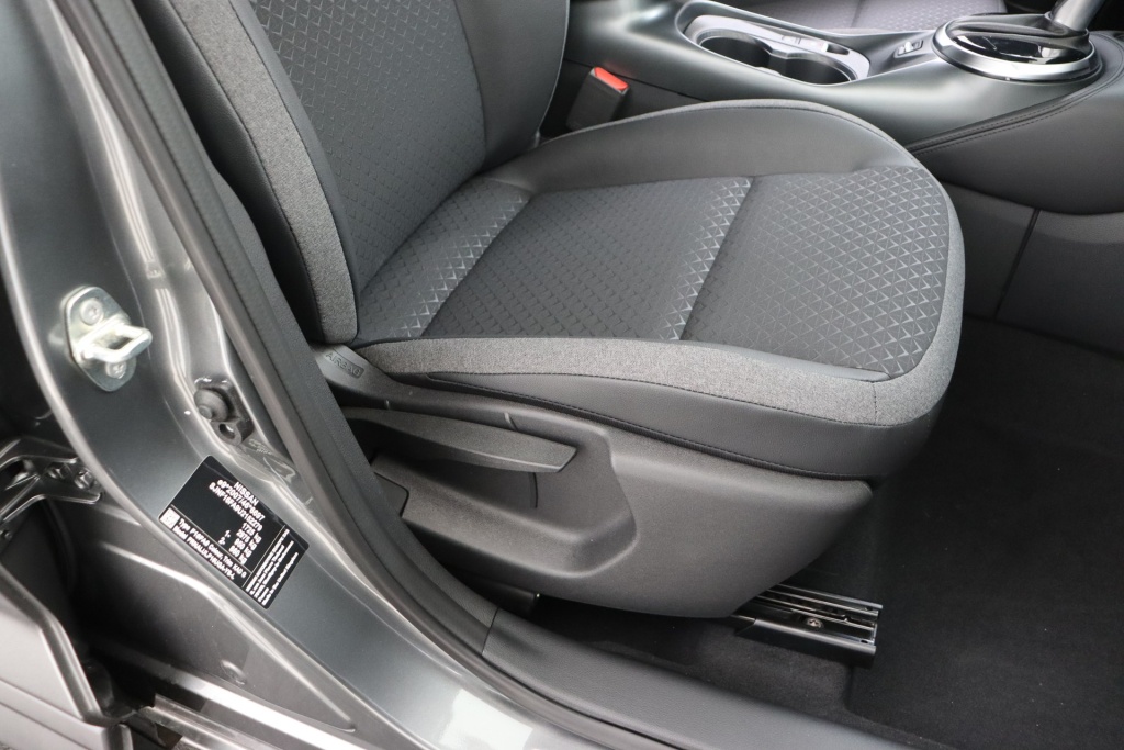 NISSAN Juke N-Connecta 1.6 Hybrid 143 hp AT 2WD - ref: 7-56976 - Photo 15