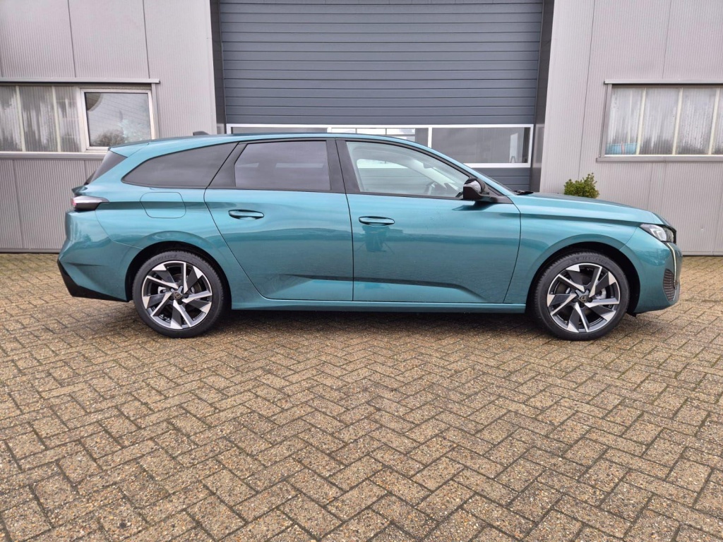 PEUGEOT 308 SW Allure SW 1.2 Gasoline 144hp - ref: 7-57052 - Photo 6