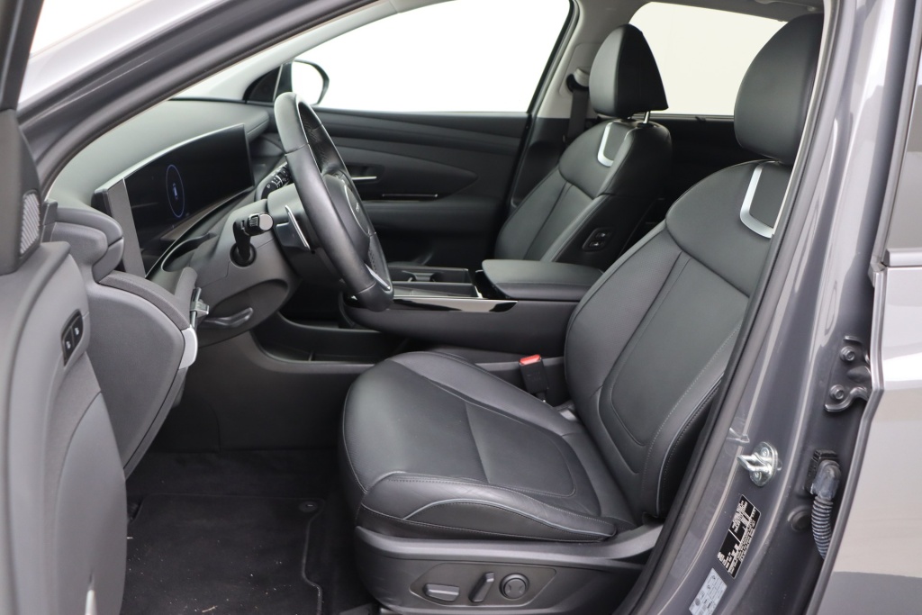 HYUNDAI Tucson Shine Sensation PHEV 1.6 T-GDI 6AT - ref: 7-57921 - Photo 13