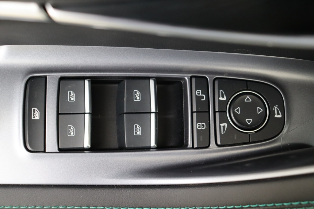 BYD Seal U Comfort 71,8 kWh 217 hp - ref: 7-58839 - Photo 17