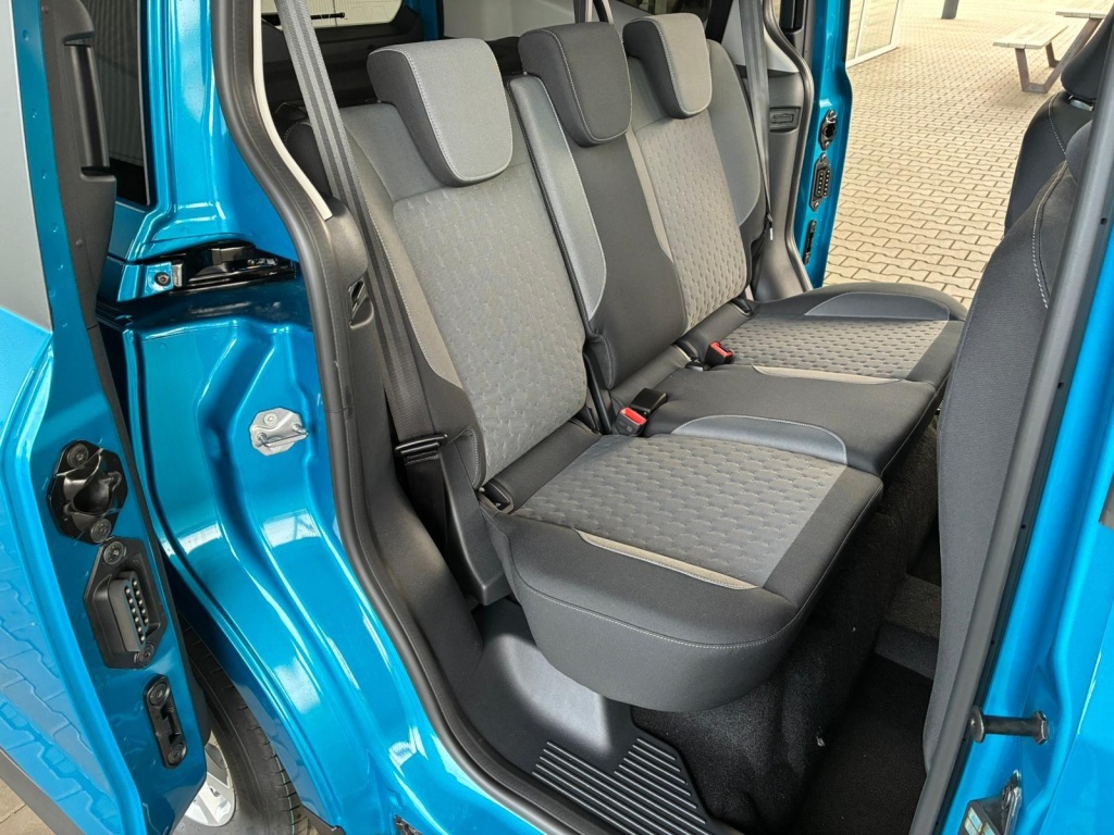FORD Tourneo Titanium 1.0 EcoBoost (999cc) 92 kW - ref: 7-59115 - Photo 9