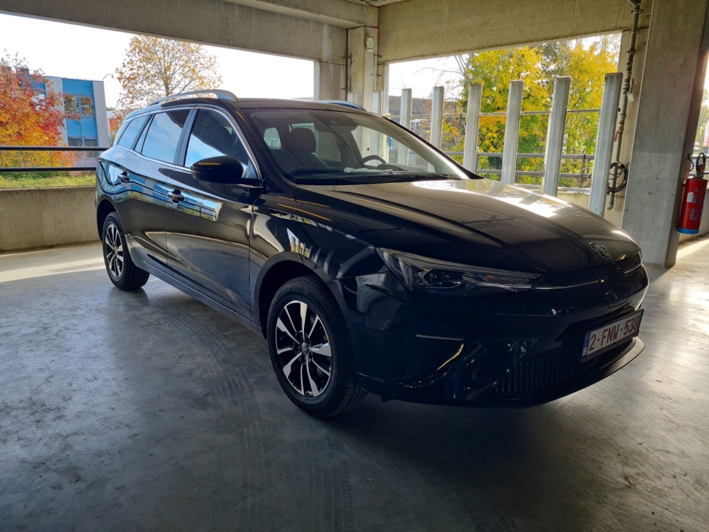 MG MG5 Comfort 61 kWh 156 hp - ref: 7-59146 - Photo 2