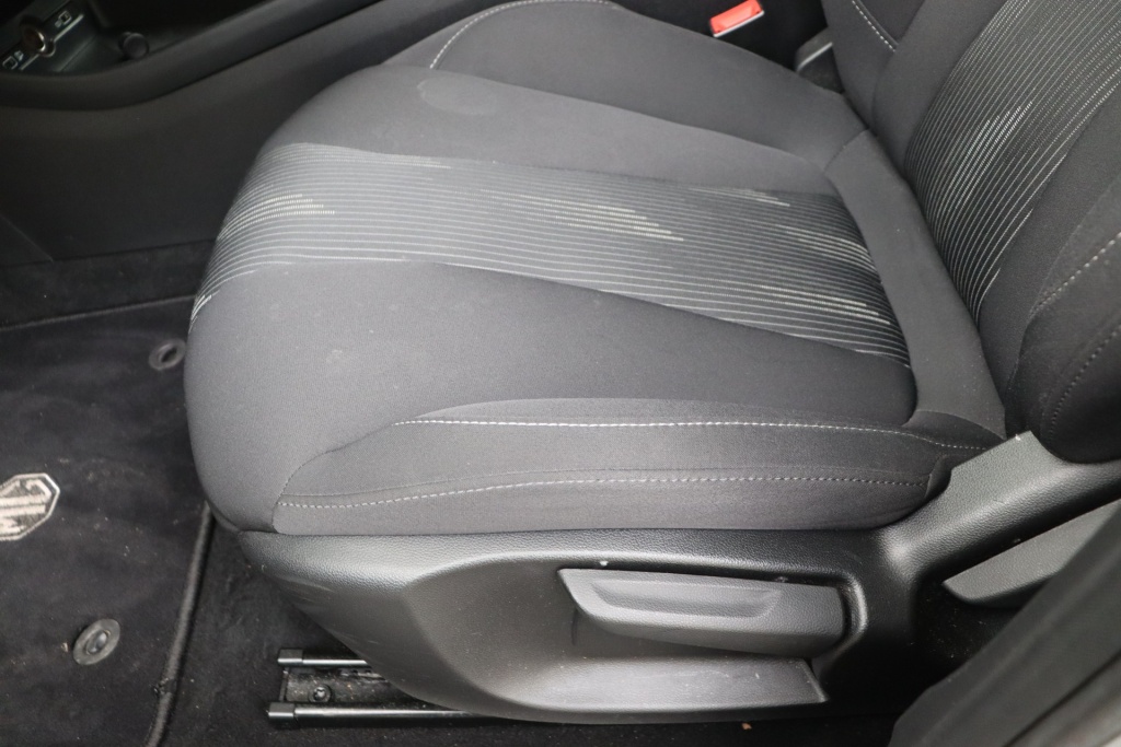 MG MG5 Comfort 61 kWh 156 hp - ref: 7-59161 - Photo 15