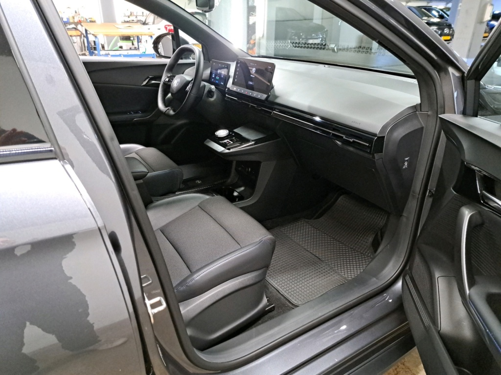 MG MG4 Luxury 64 kWh 204 hp - ref: 7-59403 - Photo 14