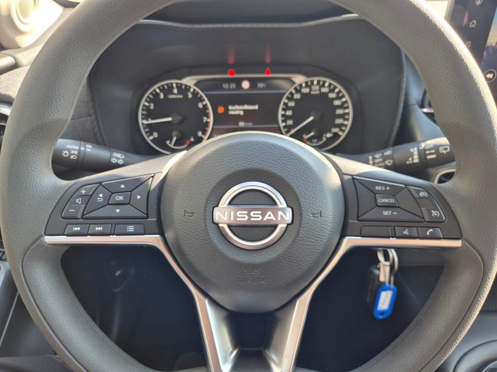 NISSAN Juke 1.0 Gasoline 114hp - ref: 7-59824 - Photo 15