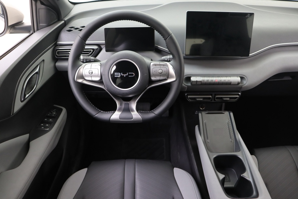 BYD Dolphin Surf Comfort 43,2 kWh 156 hp - ref: 7-59874 - Photo 11