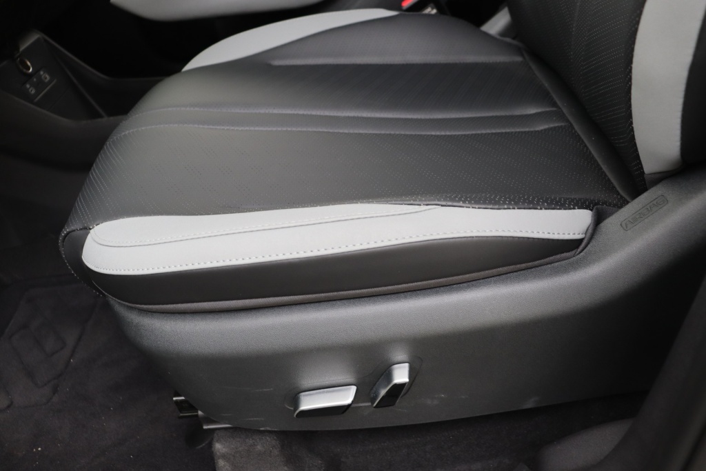 BYD Dolphin Surf Comfort 43,2 kWh 156 hp - ref: 7-59874 - Photo 14